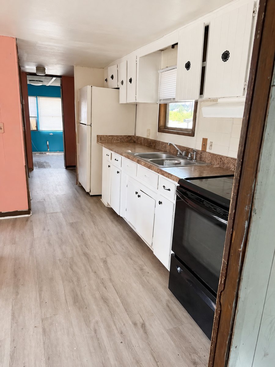 Photo 4 of 2 Bed / 1 Bath Manufactured Home