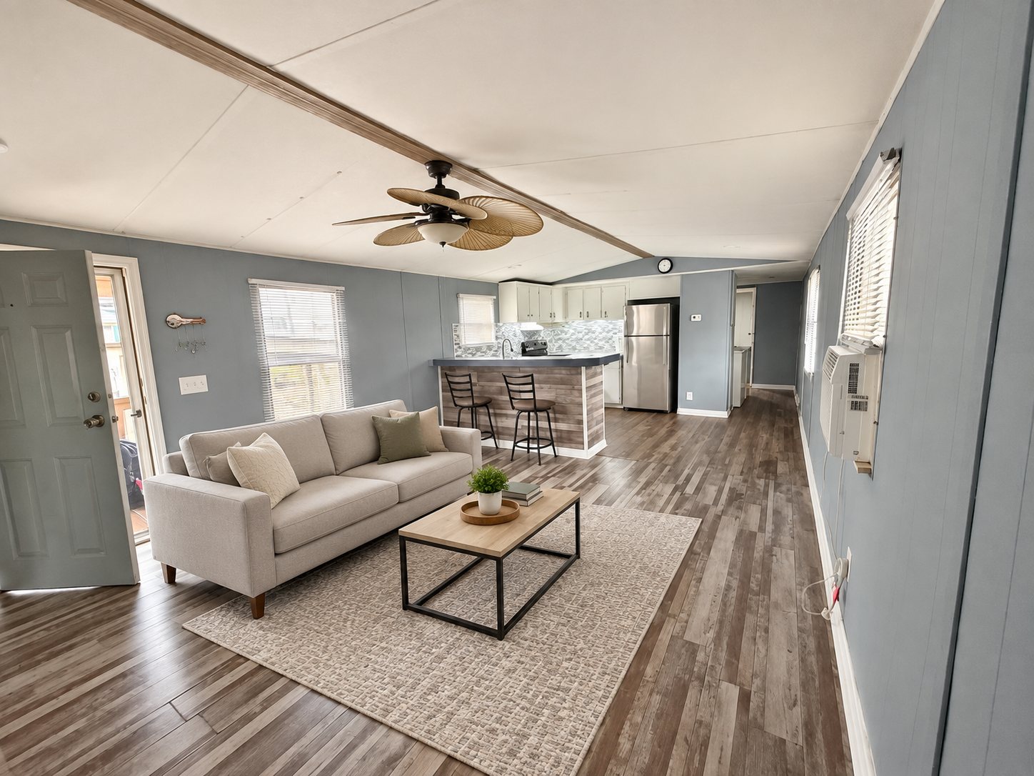 Photo 2 of 2 Bed / 1 Bath Manufactured Home